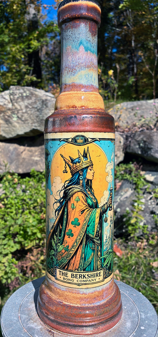 Queen of Clubs Handmade Ceramic Bong