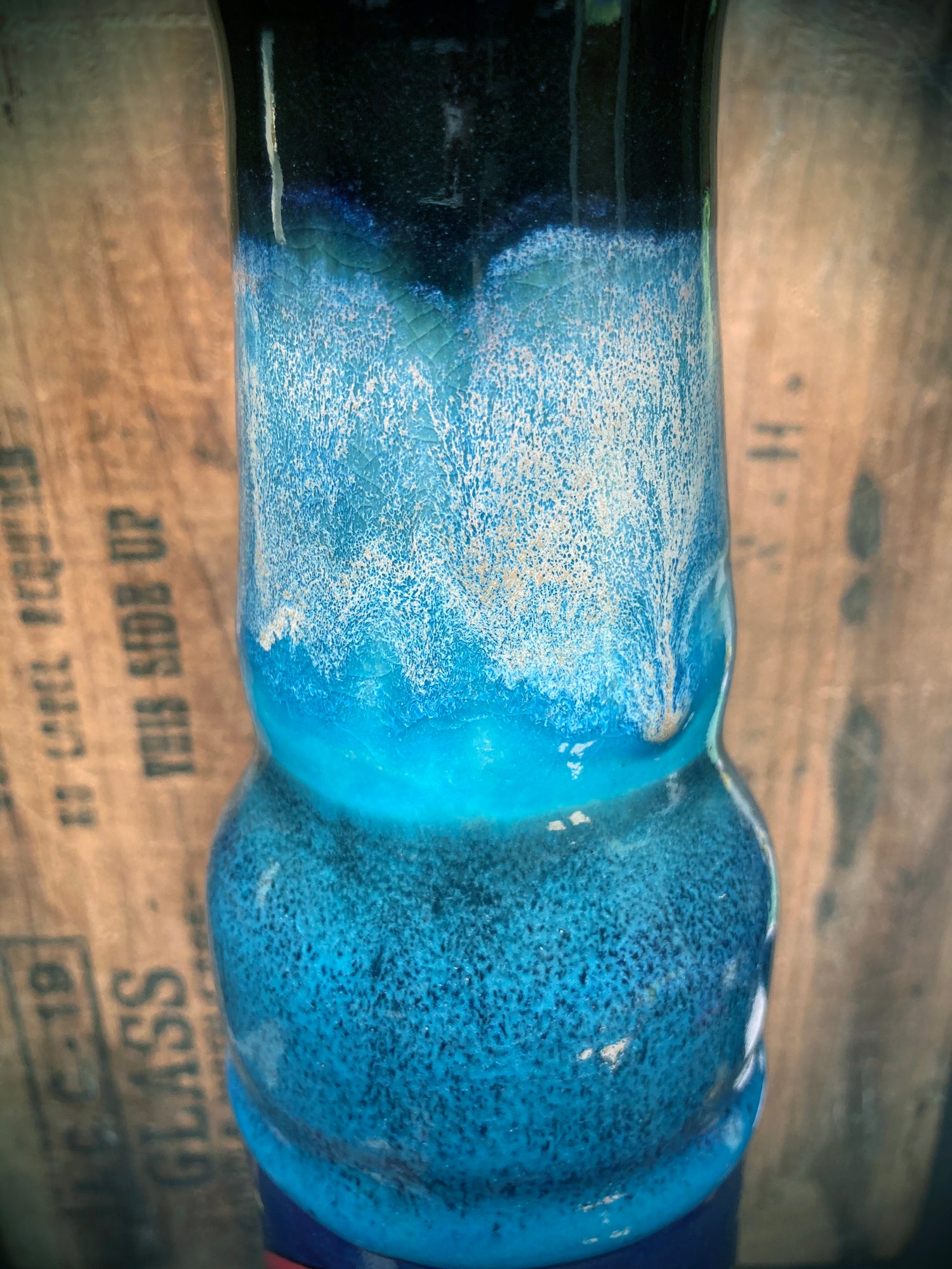 Ceramic Bong Care Bear Blue Ceramic Glazes with a Unique Swirl Design and Shiny Finish