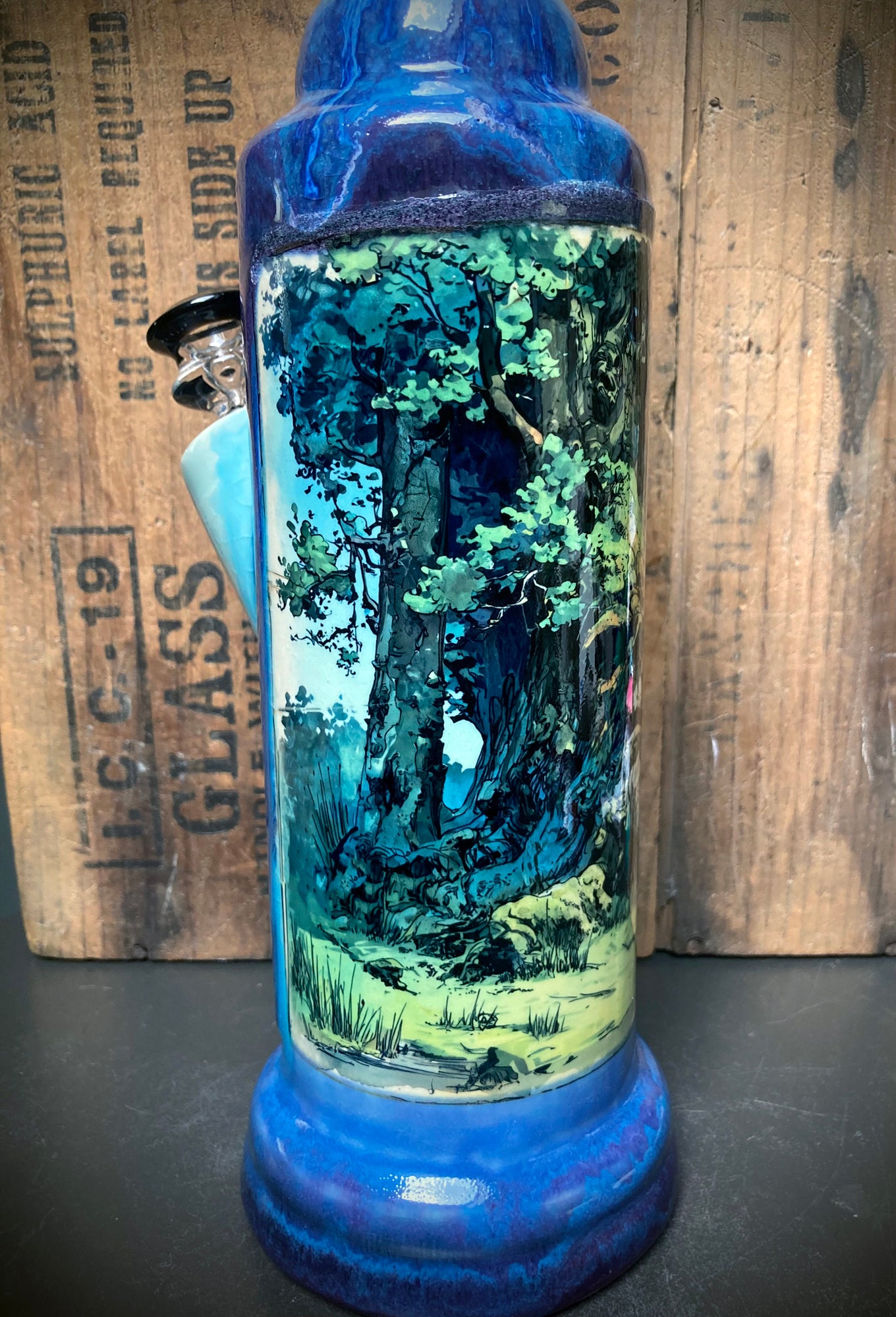 Woodland themed ceramic bong featuring ancient oak face and forest details.