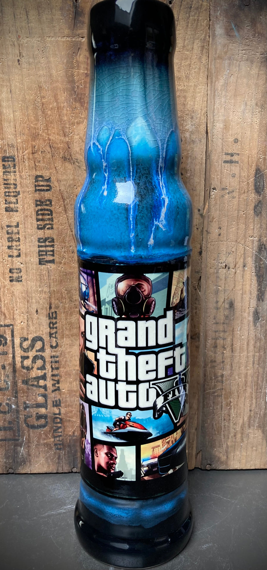 Ceramic Bong featuring Grand Theft Auto V PS5 XBOX design with vibrant colors and detailed graphics