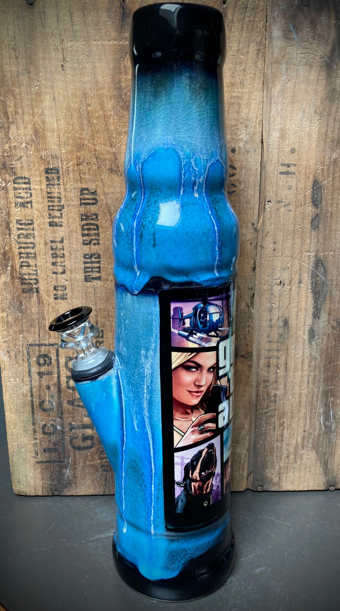 Ceramic Bong Grand Theft Auto V PS5 XBOX with blue glaze and artistic design for gamers