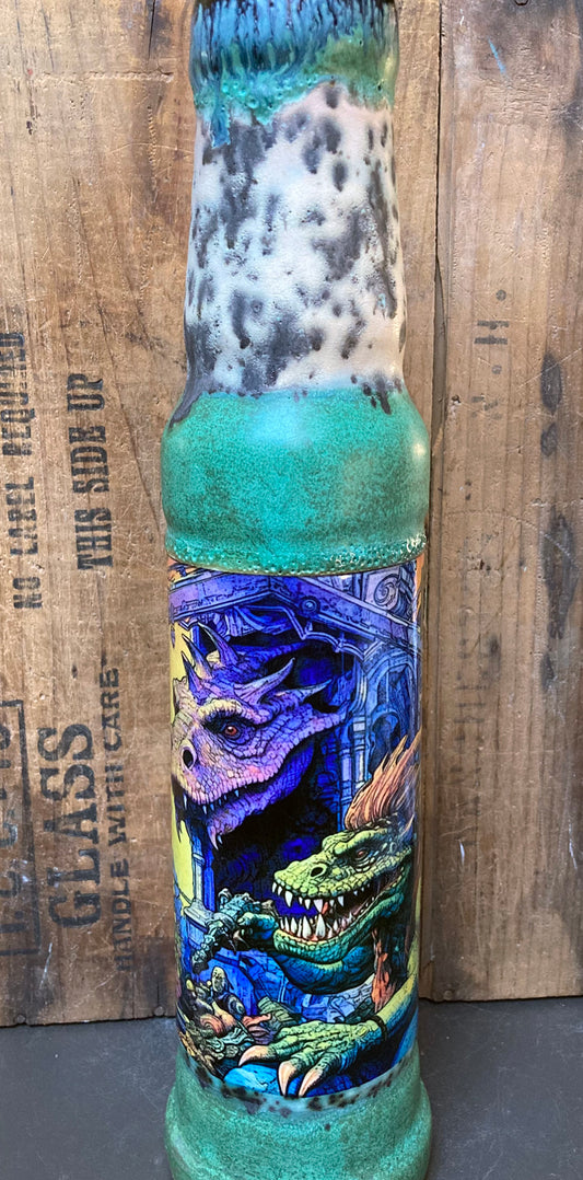 Ceramic Bong Dragon Crew Old Weathered Glazes featuring intricate dragon artwork and vibrant colors