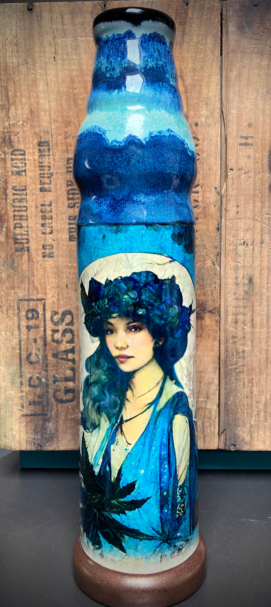 Ceramic Bong - "Art Nouveau - Blue Dream"